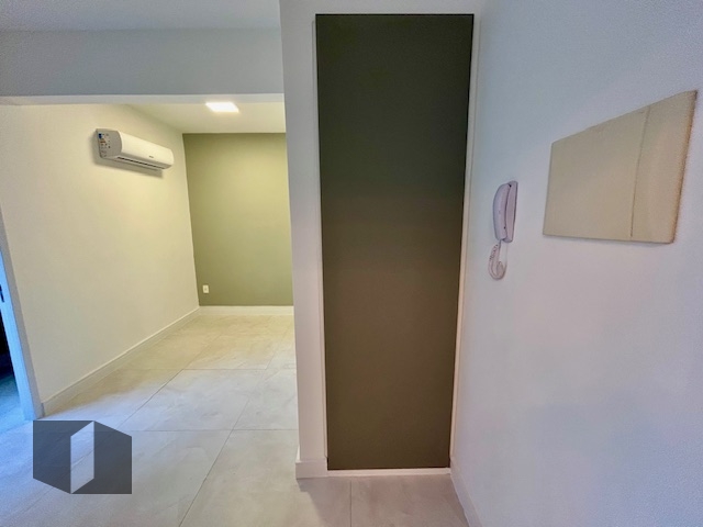 Apartamento à venda com 2 quartos, 76m² - Foto 9