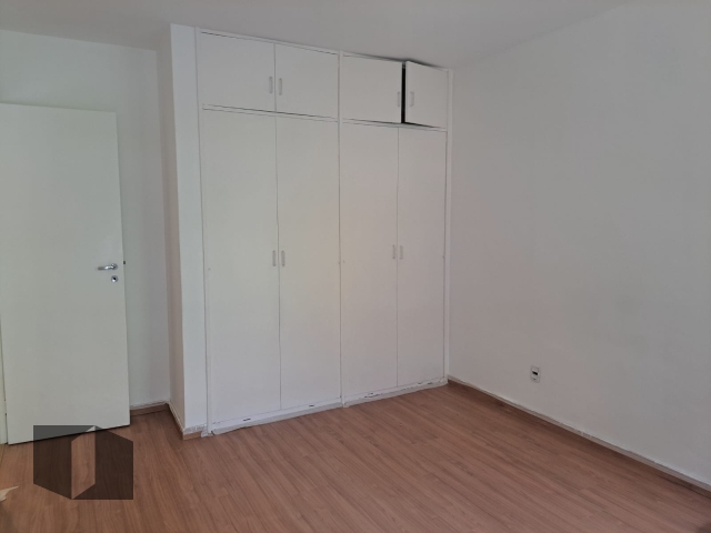 Apartamento para alugar com 2 quartos, 139m² - Foto 12