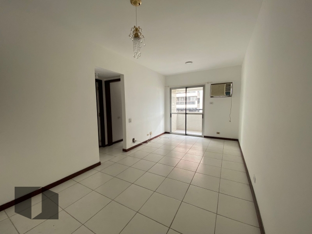 Apartamento para alugar com 2 quartos, 63m² - Foto 4