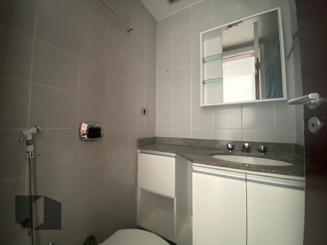 Apartamento para alugar com 2 quartos, 63m² - Foto 14