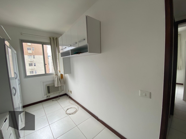 Apartamento para alugar com 2 quartos, 63m² - Foto 13