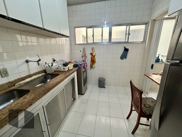 Apartamento à venda com 3 quartos, 96m² - Foto 16