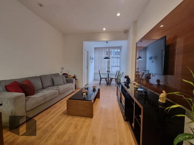 Apartamento à venda com 2 quartos, 81m² - Foto 2