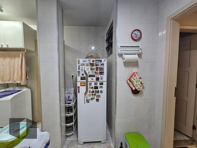 Apartamento à venda com 1 quarto, 42m² - Foto 24