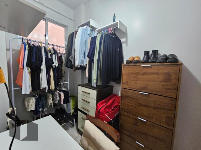 Apartamento à venda com 1 quarto, 42m² - Foto 32