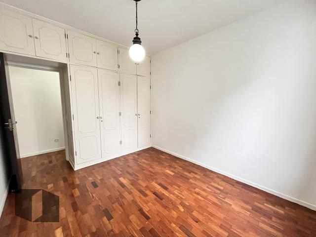 Apartamento para alugar com 3 quartos, 170m² - Foto 20