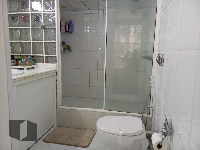 Apartamento à venda com 4 quartos, 195m² - Foto 9