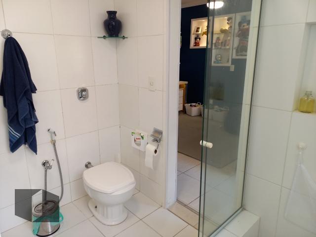 Apartamento à venda com 4 quartos, 195m² - Foto 14