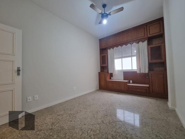 Apartamento à venda com 4 quartos, 268m² - Foto 17