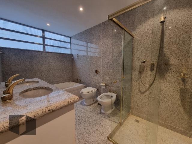 Apartamento à venda com 4 quartos, 268m² - Foto 27