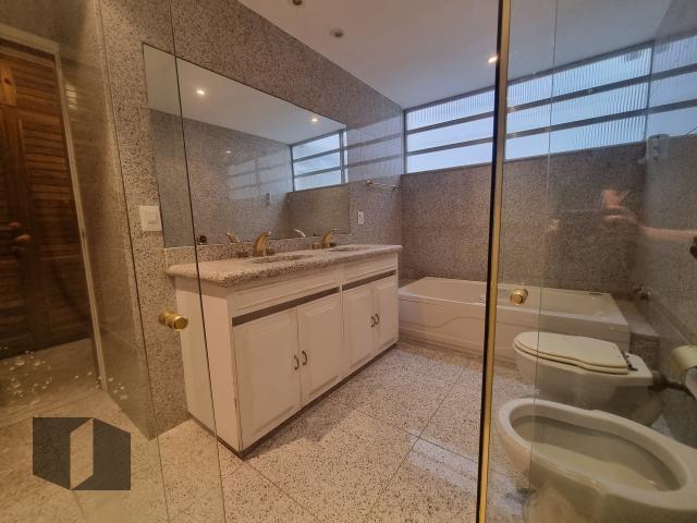 Apartamento à venda com 4 quartos, 268m² - Foto 28