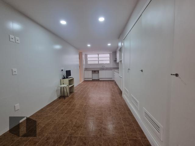 Apartamento à venda com 4 quartos, 268m² - Foto 35