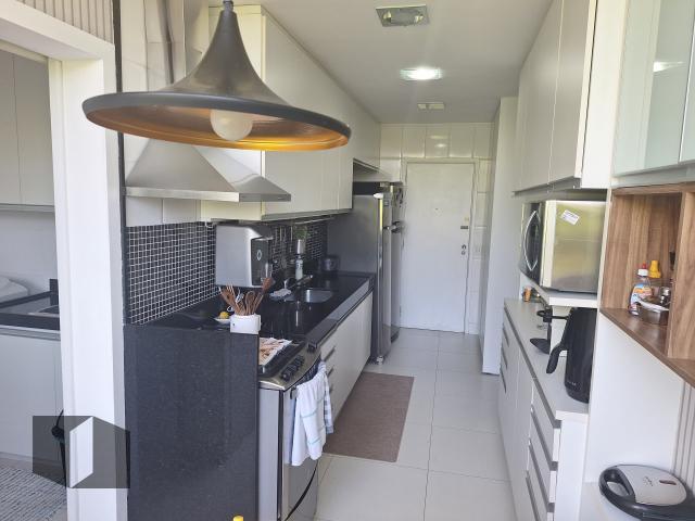 Apartamento para alugar com 3 quartos, 144m² - Foto 27