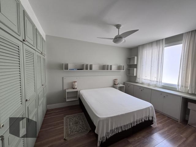 Apartamento à venda com 4 quartos, 250m² - Foto 13