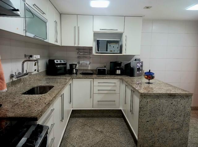 Cobertura à venda com 3 quartos, 245m² - Foto 31