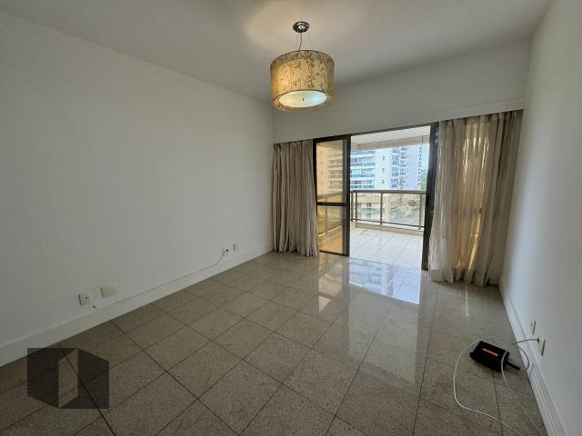 Apartamento à venda com 4 quartos, 140m² - Foto 10