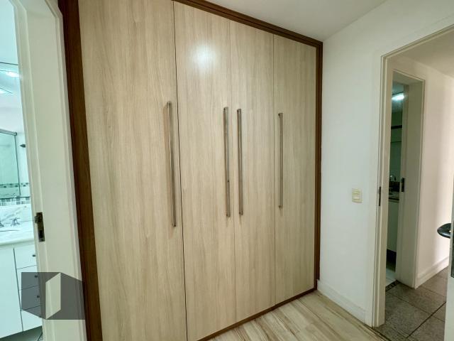 Apartamento à venda com 4 quartos, 140m² - Foto 18