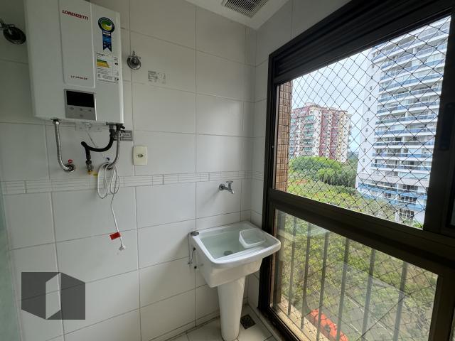 Apartamento à venda com 4 quartos, 140m² - Foto 32