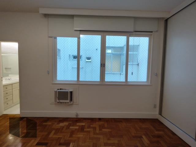 Apartamento à venda com 3 quartos, 155m² - Foto 13