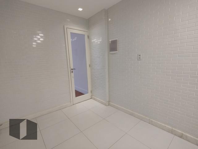 Apartamento à venda com 3 quartos, 155m² - Foto 26