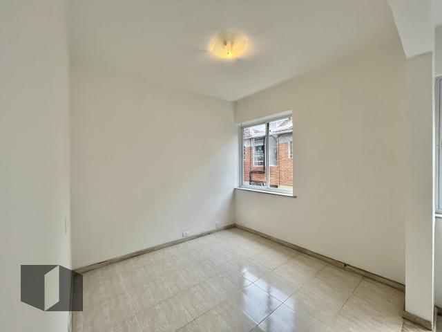 Apartamento para alugar com 2 quartos, 85m² - Foto 3