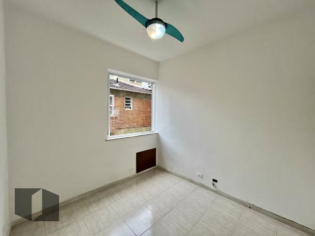 Apartamento para alugar com 2 quartos, 85m² - Foto 9