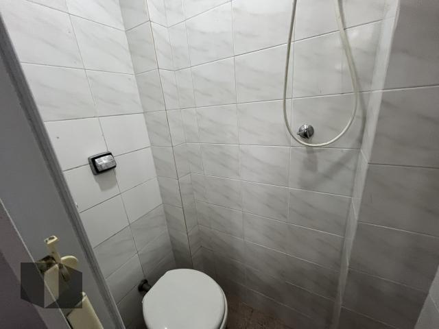 Apartamento para alugar com 2 quartos, 85m² - Foto 17