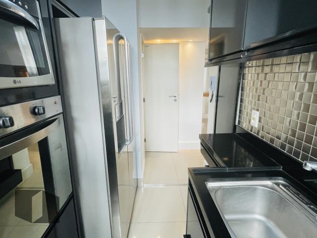 Apartamento à venda com 2 quartos, 70m² - Foto 7