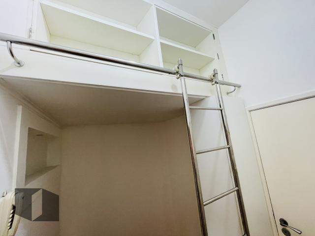 Apartamento à venda com 2 quartos, 70m² - Foto 15