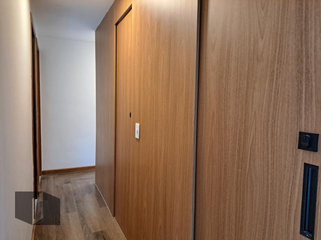 Apartamento para alugar com 4 quartos, 138m² - Foto 7