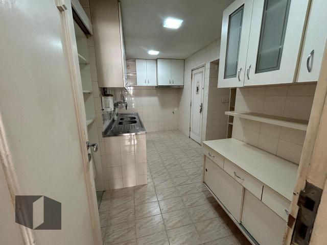 Apartamento à venda com 4 quartos, 140m² - Foto 21