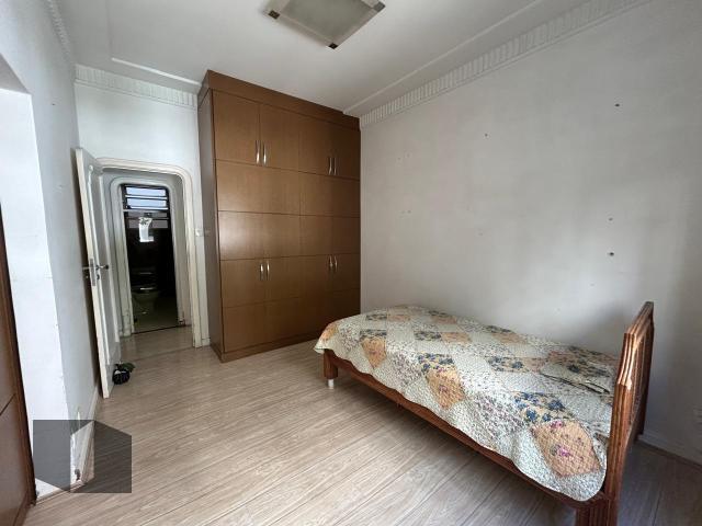 Apartamento à venda com 4 quartos, 140m² - Foto 8