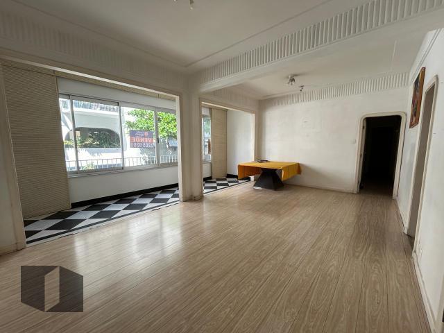 Apartamento à venda com 4 quartos, 140m² - Foto 1