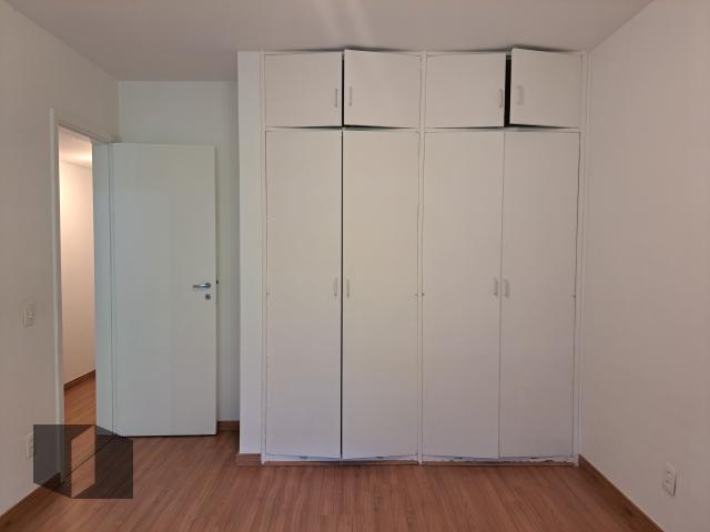 Apartamento para alugar com 2 quartos, 139m² - Foto 13