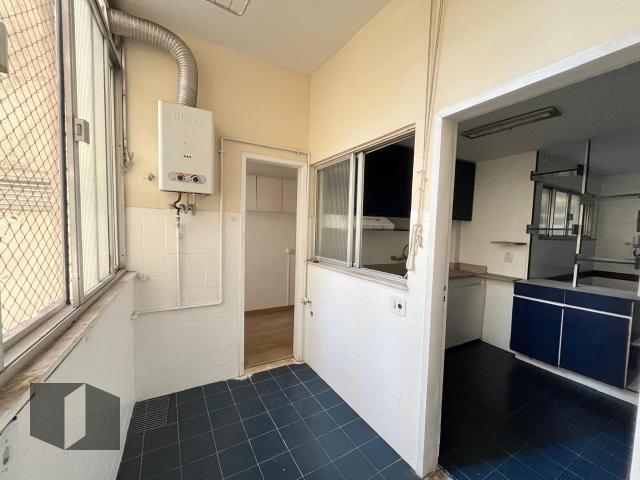 Apartamento à venda com 3 quartos, 130m² - Foto 13