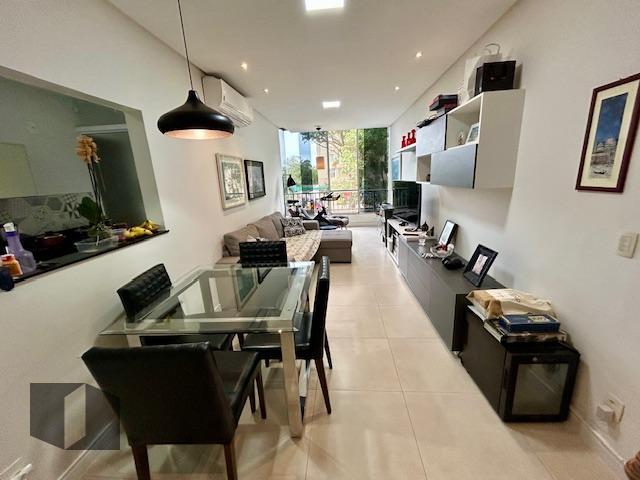 Apartamento à venda com 1 quarto, 70m² - Foto 2