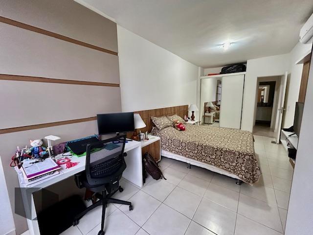 Apartamento à venda com 1 quarto, 70m² - Foto 9