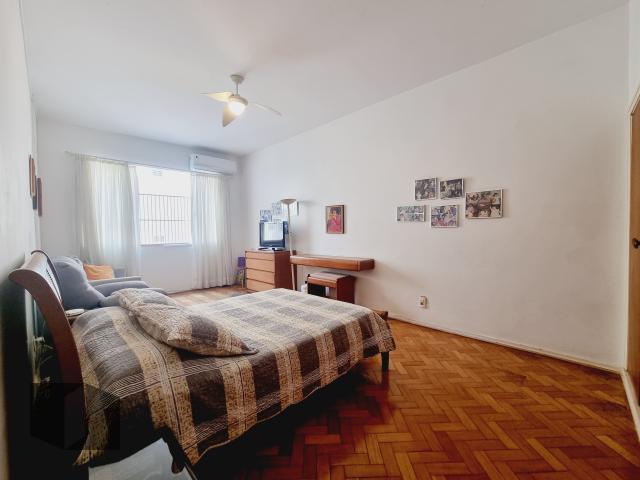 Apartamento à venda com 4 quartos, 210m² - Foto 24