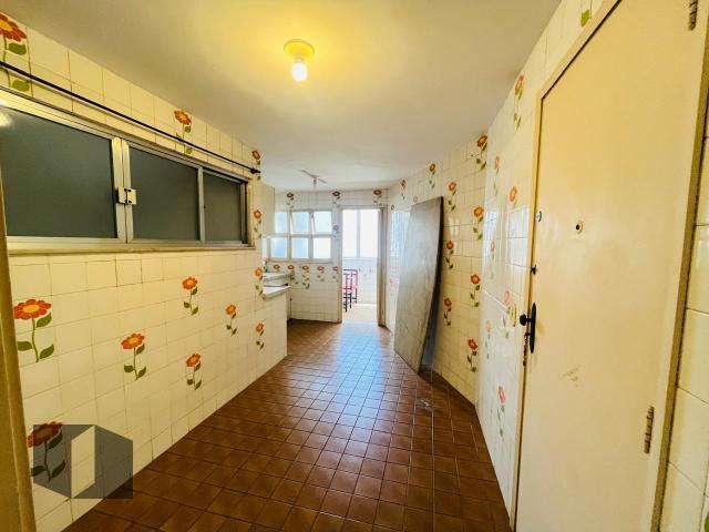 Apartamento à venda com 3 quartos, 130m² - Foto 21