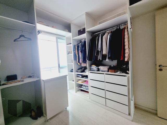 Apartamento à venda com 3 quartos, 116m² - Foto 11