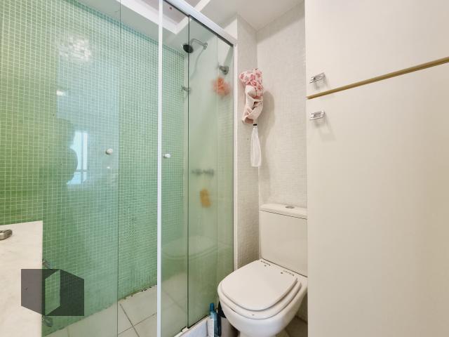 Apartamento à venda com 3 quartos, 116m² - Foto 19