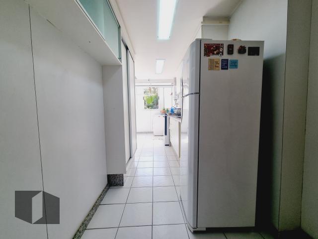 Apartamento à venda com 3 quartos, 116m² - Foto 25