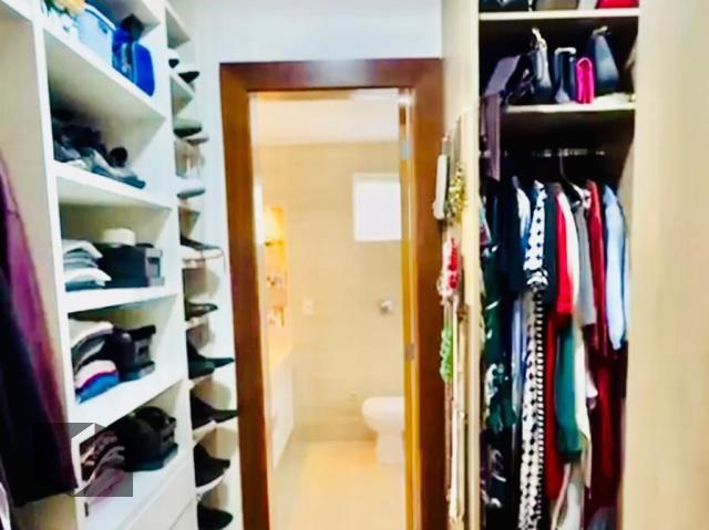 Casa de Condomínio à venda com 4 quartos, 367m² - Foto 13