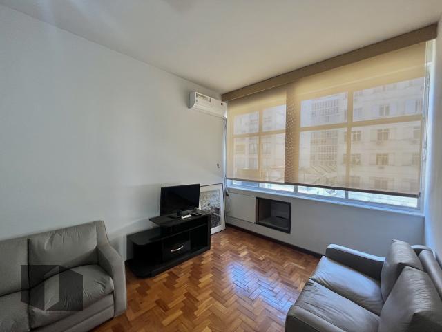 Apartamento à venda com 2 quartos, 75m² - Foto 4