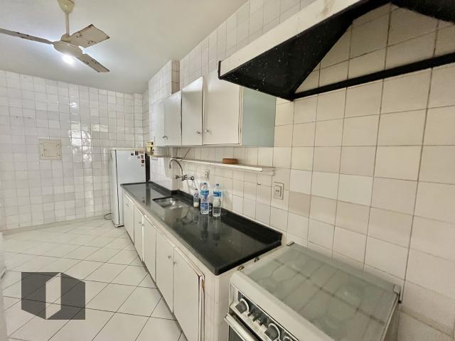 Apartamento à venda com 2 quartos, 75m² - Foto 14