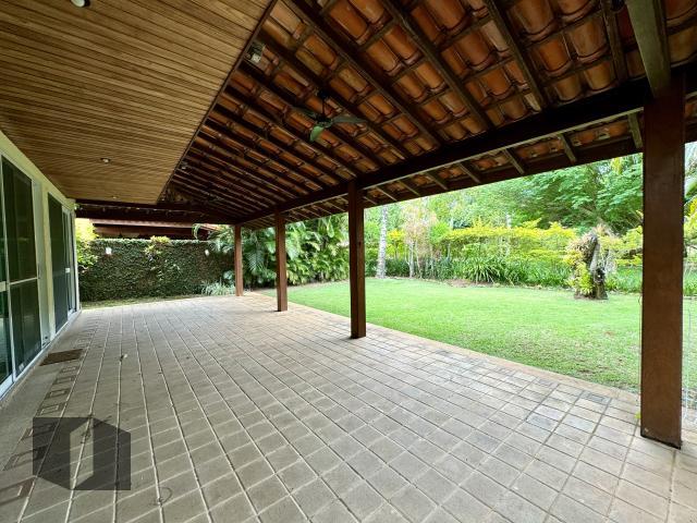 Casa para alugar com 4 quartos, 434m² - Foto 5