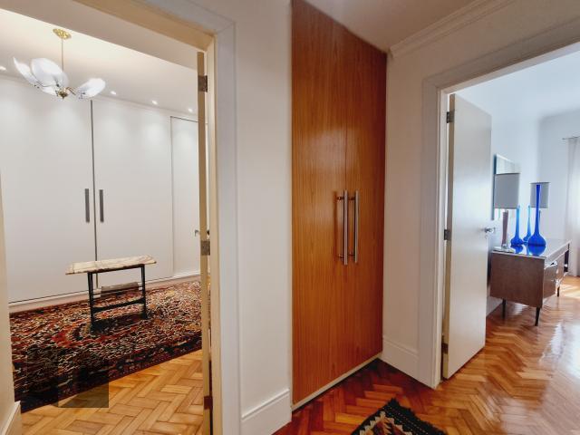 Apartamento à venda com 4 quartos, 265m² - Foto 8