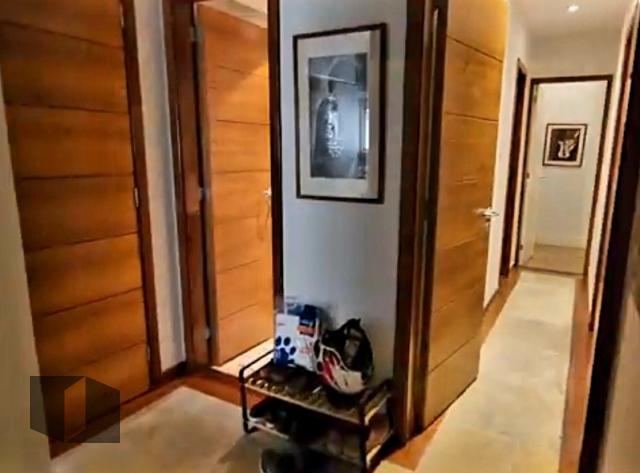 Apartamento à venda com 3 quartos, 167m² - Foto 5