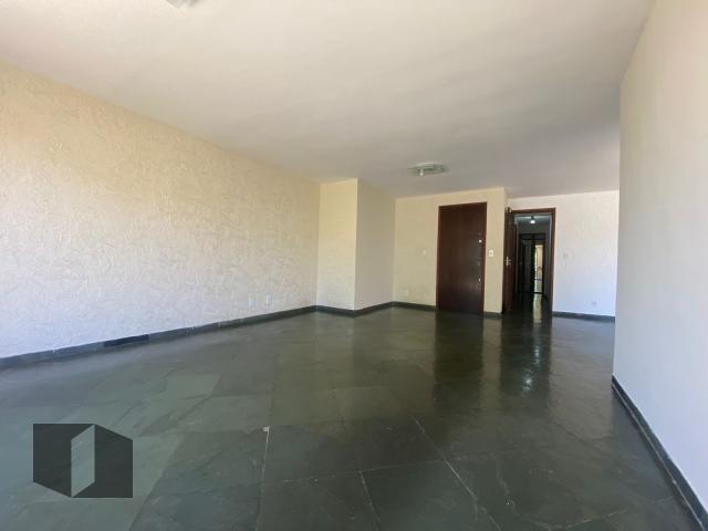 Cobertura à venda com 3 quartos, 204m² - Foto 4