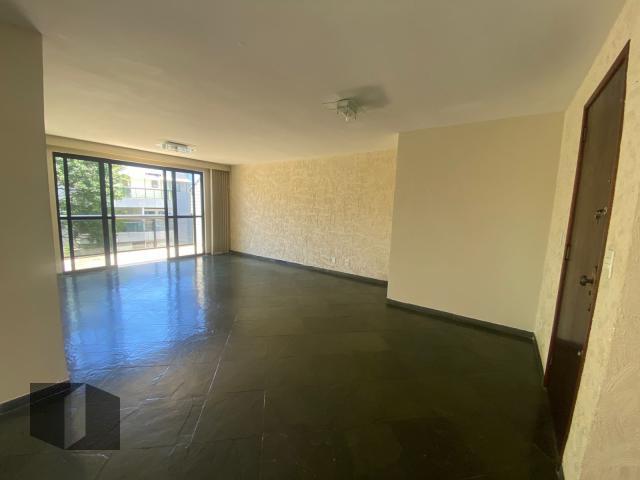 Cobertura à venda com 3 quartos, 204m² - Foto 2